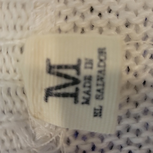 DEREK HEART white bat sleeved knitted sweater. Neat distressed pattern. Size M - Picture 8 of 9